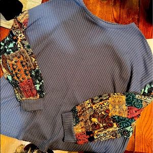 Umgee patterned balloon sleeve top